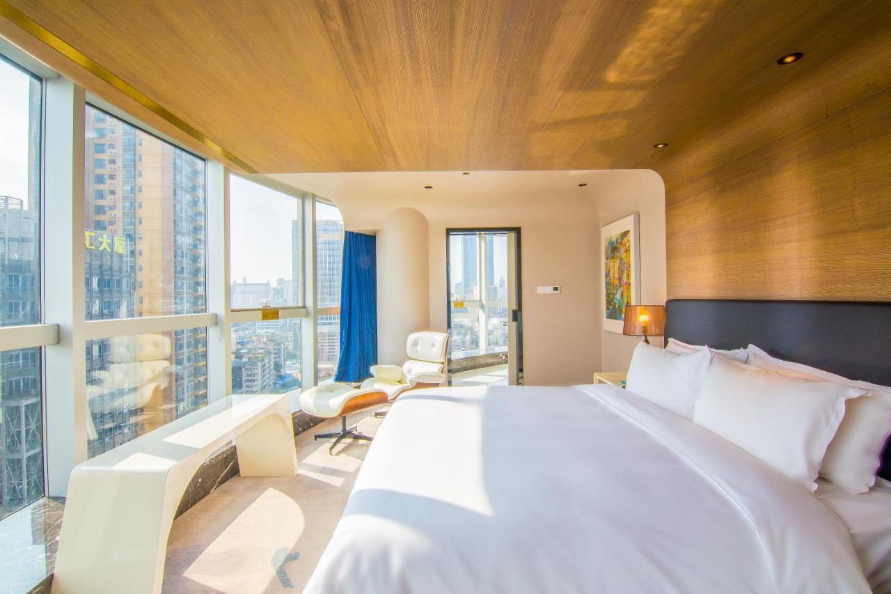 Howard Johnson Riverview Hotel Гуанчжоу Экстерьер фото