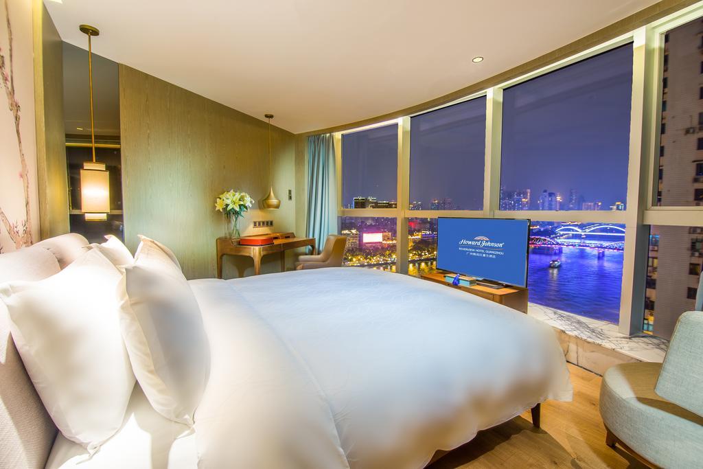 Howard Johnson Riverview Hotel Гуанчжоу Экстерьер фото