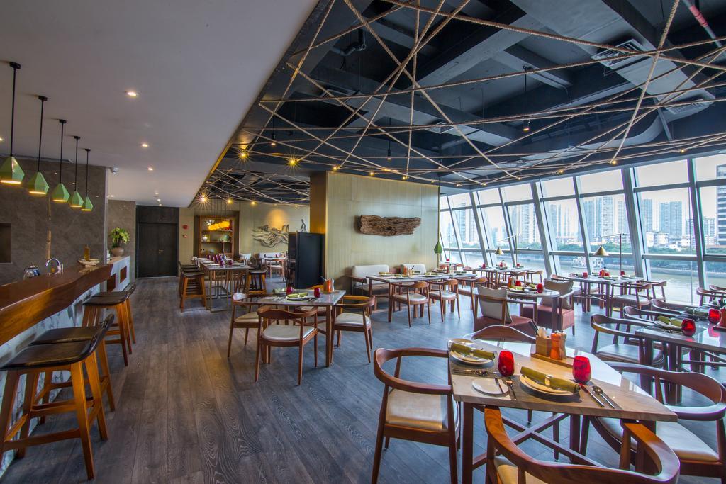Howard Johnson Riverview Hotel Гуанчжоу Экстерьер фото