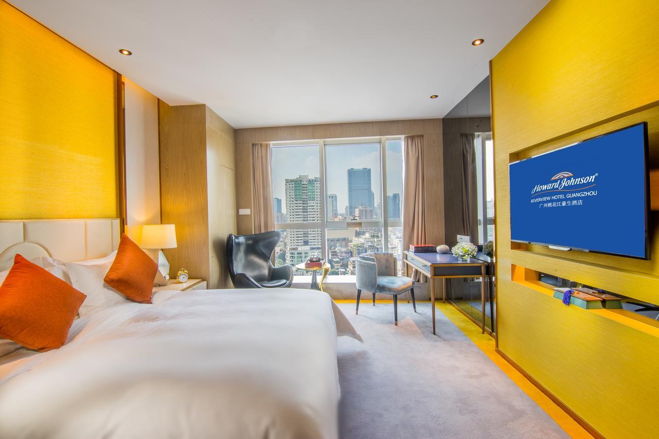 Howard Johnson Riverview Hotel Гуанчжоу Экстерьер фото